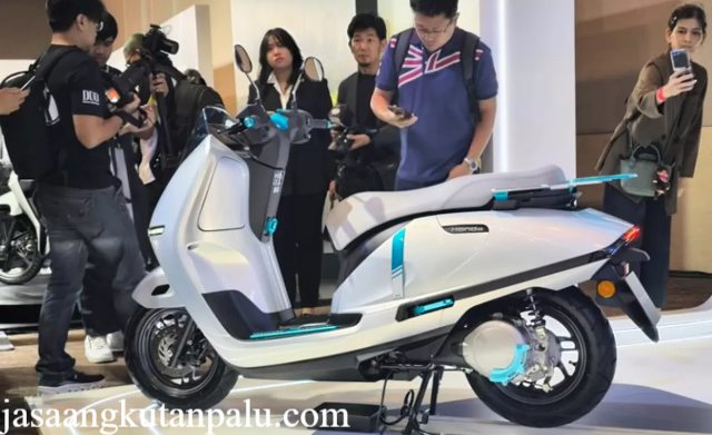 Motor Listrik Honda UC3 Hadir dengan 3 Mode Berkendara